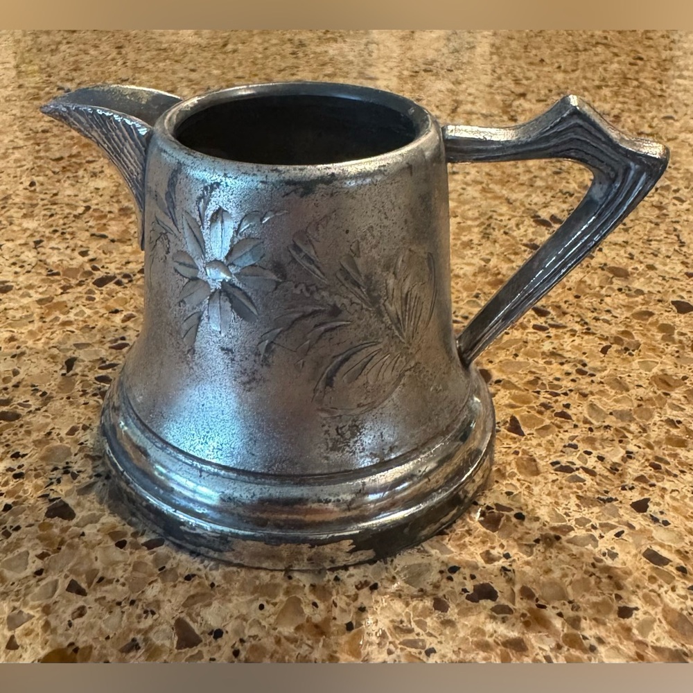 ANTIQUE ROGERS SILVER QUADRUPLE CREAMER
